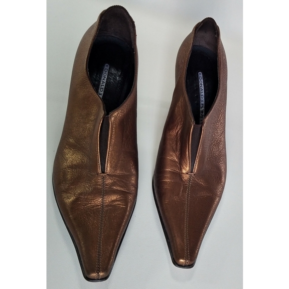 Genuine Leather Donald J Pliner Lyndie Distress Metallic Bronze Booties - Picture 4 of 8